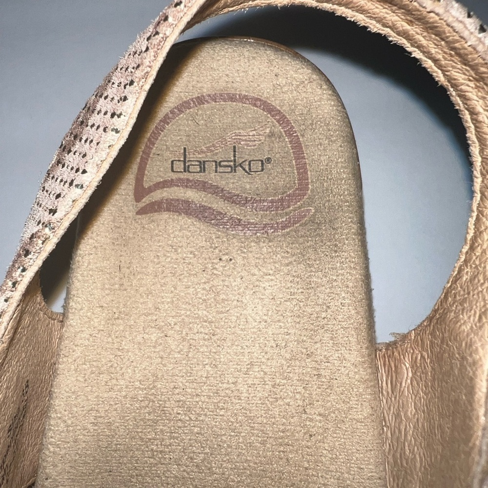 Dansko Sonnet Tan Snakeskin Leather Sandals - Picture 10 of 12